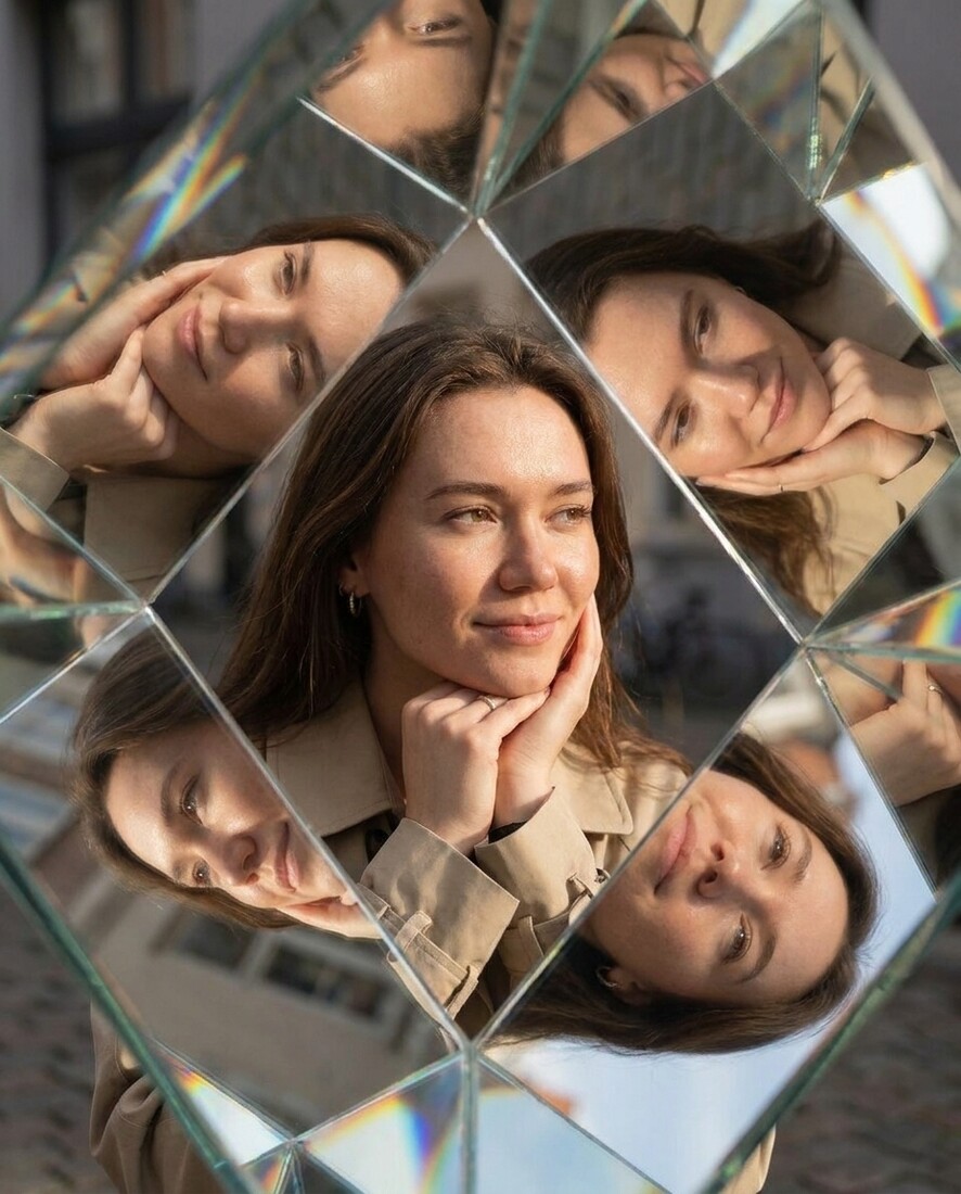 Prism Mirror