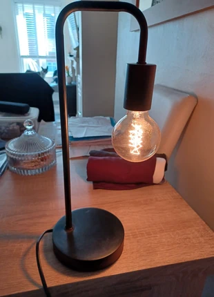 Table lamp — before